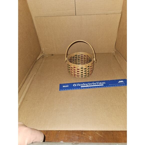 Longaberger BRH 2003 Round Basket With Liner Swivel Handle Red And Green - Picture 1 of 5